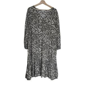 Susina | 3/4 Sleeve Ruffle Hem V-Neck Casual Lightweight Dress